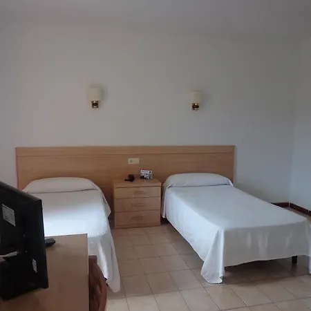 Montanamar Готель 3*